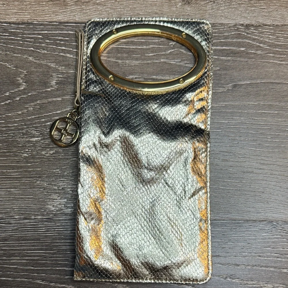 90s IMAN Gold Metallic Faux Leather Gold Oval Handle Wristlet Bag Clutch 0306